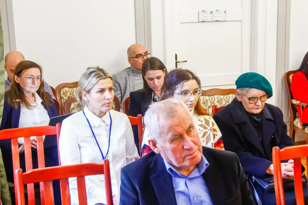 LIV Sesja Rady Miasta Ostrów Mazowiecka: wnioski i decyzje (zdjęcia)