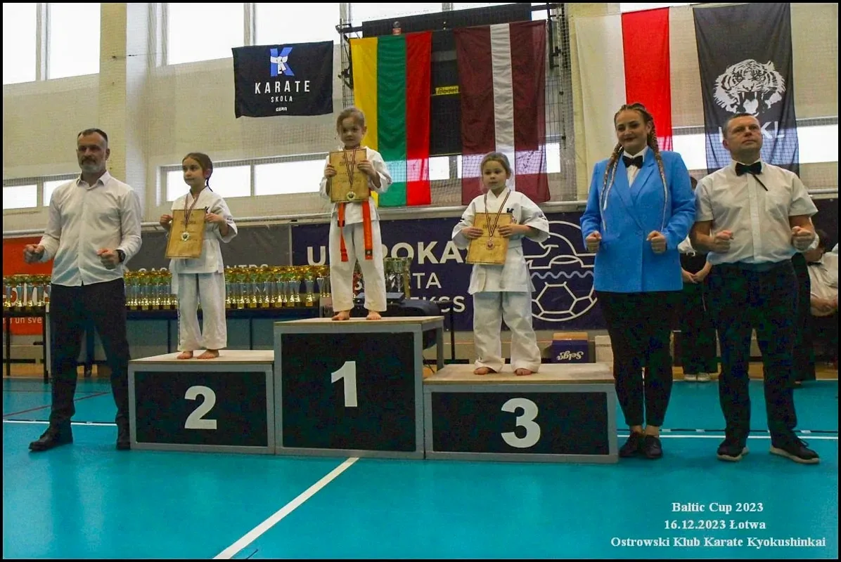 Siódemka naszych na podium (zdjęcia)