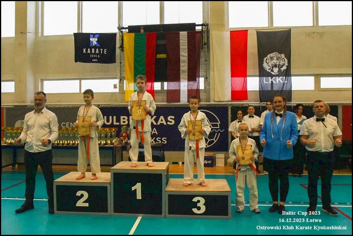Siódemka naszych na podium (zdjęcia)