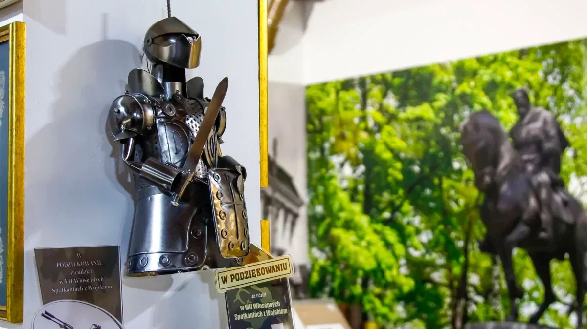 Podczas jubileuszu zaproszeni goście zwiedzili Muzeum Kresów I Ziemi Ostrowskiej (zdjęcia)