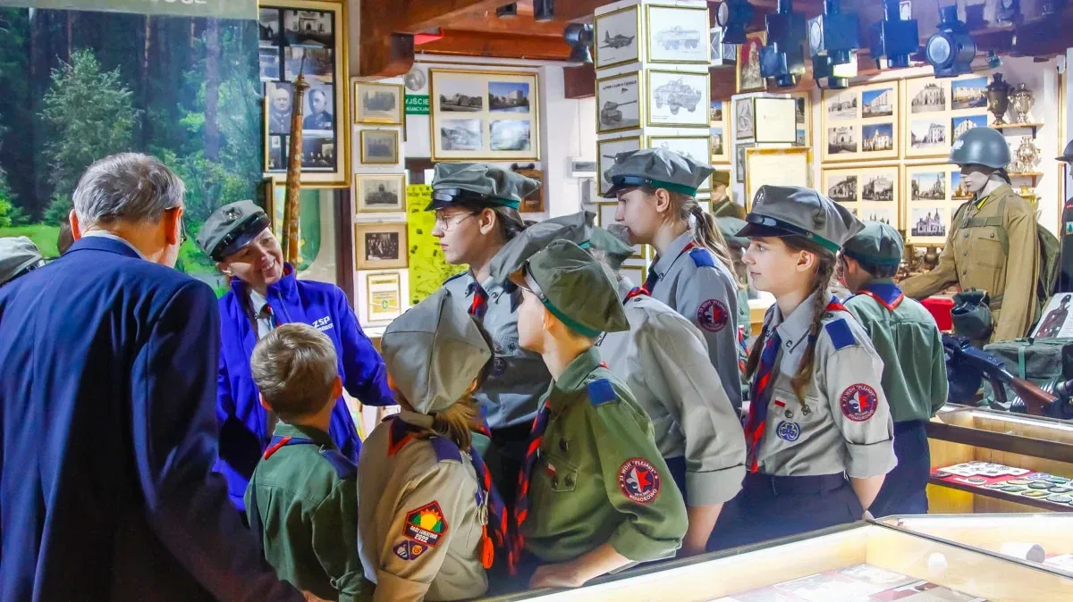 Podczas jubileuszu zaproszeni goście zwiedzili Muzeum Kresów I Ziemi Ostrowskiej (zdjęcia)
