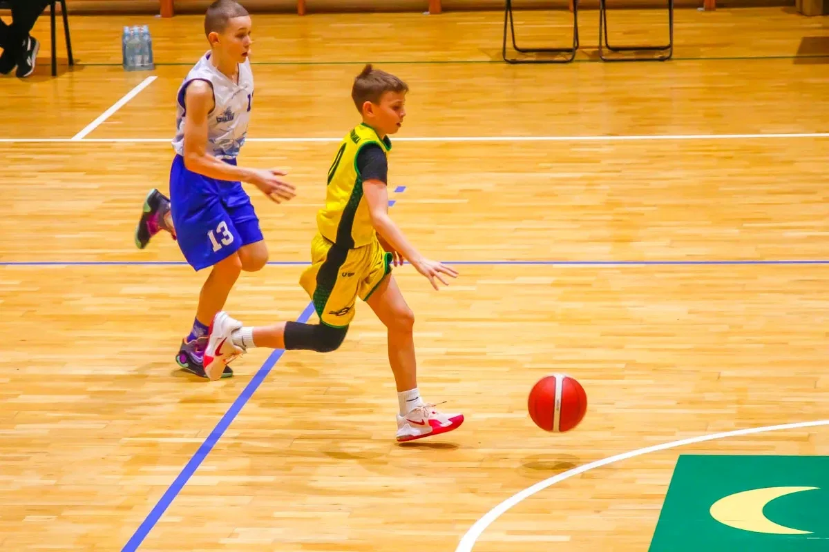 MKS Ostrowianka U13M wygrywa popołudniowy, niedzielny mecz! (zdjęcia)