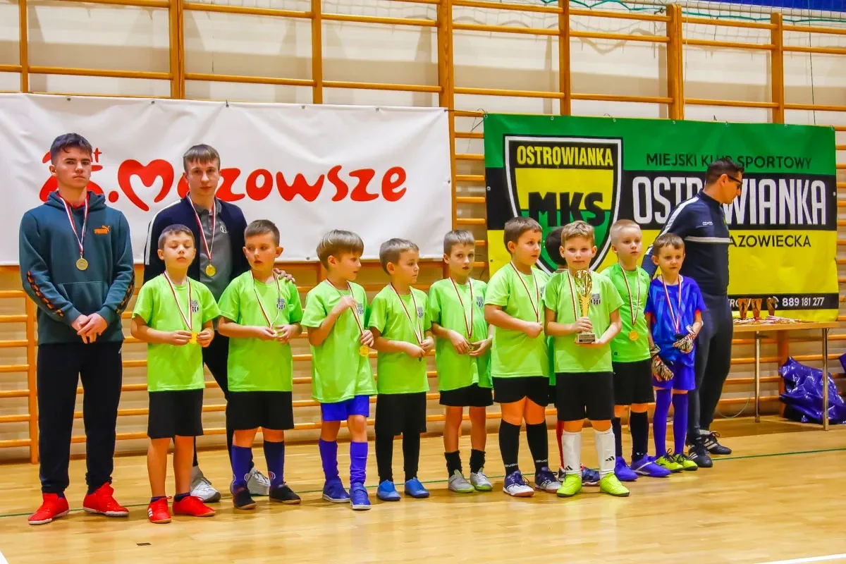 Turniej Mikołajkowy odbył się jeszcze raz w niedzielę dla rocznika 2016 (zdjęcia)