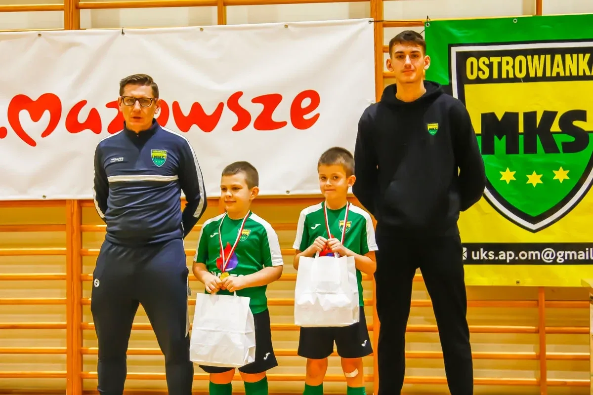 Turniej Mikołajkowy odbył się jeszcze raz w niedzielę dla rocznika 2016 (zdjęcia)