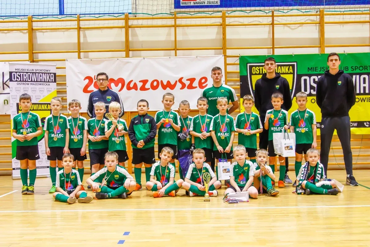 Turniej Mikołajkowy odbył się jeszcze raz w niedzielę dla rocznika 2016 (zdjęcia)
