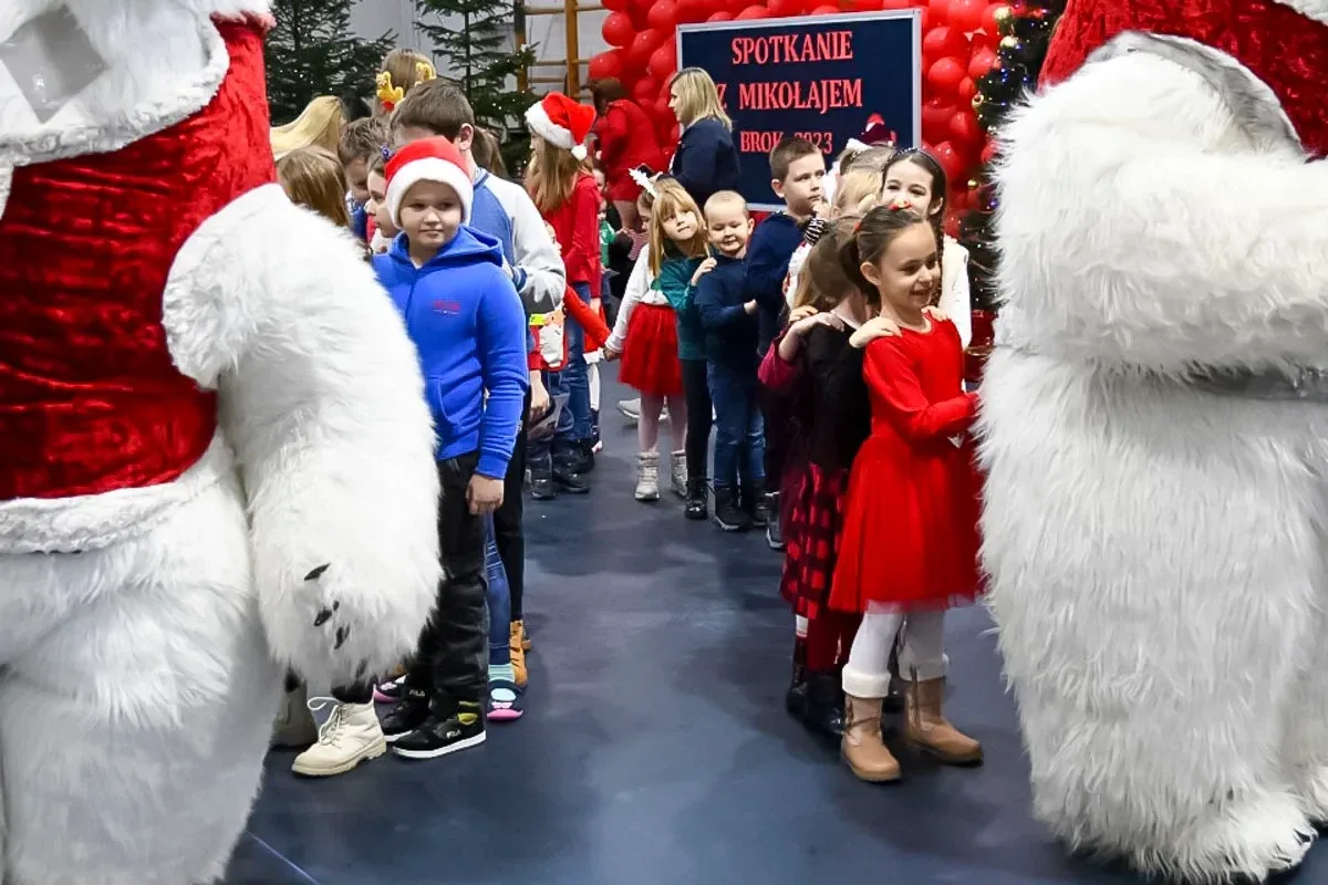 Tradycyjne spotkanie z Mikołajem w Broku (zdjęcia)