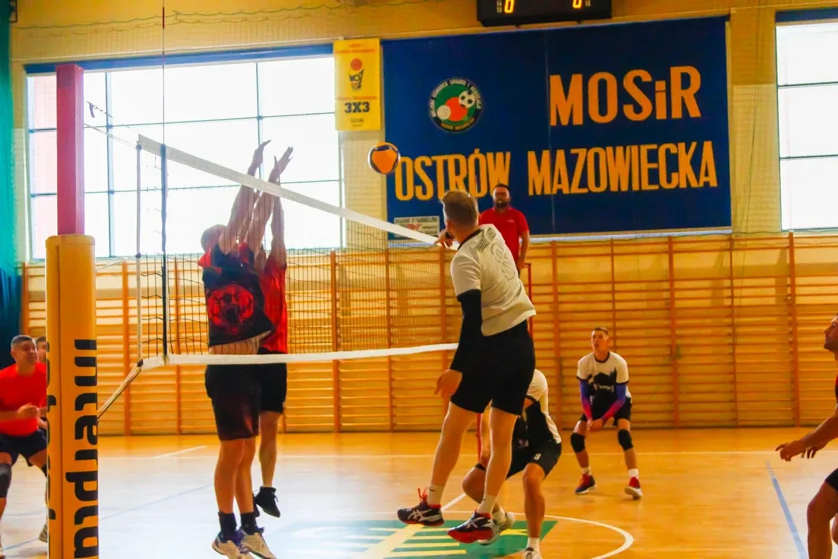11. kolejka Ligi Siatkarzy Amatorów już zakończona (zdjęcia)