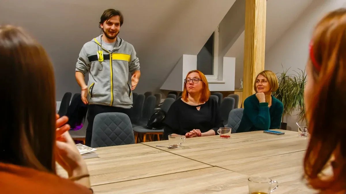 Twórca filmów animowanych odwiedził Biblioteczny Wolontariat (zdjęcia)