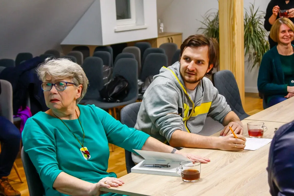 Twórca filmów animowanych odwiedził Biblioteczny Wolontariat (zdjęcia)