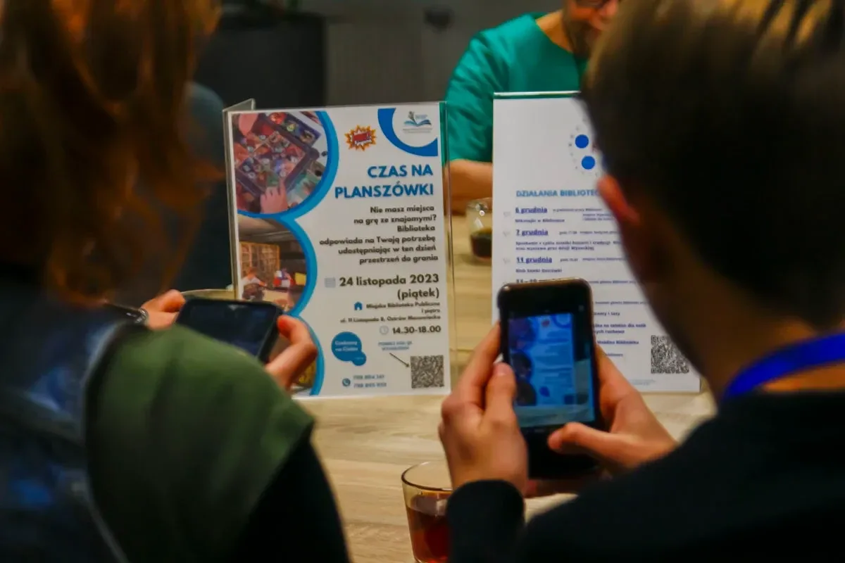 Twórca filmów animowanych odwiedził Biblioteczny Wolontariat (zdjęcia)