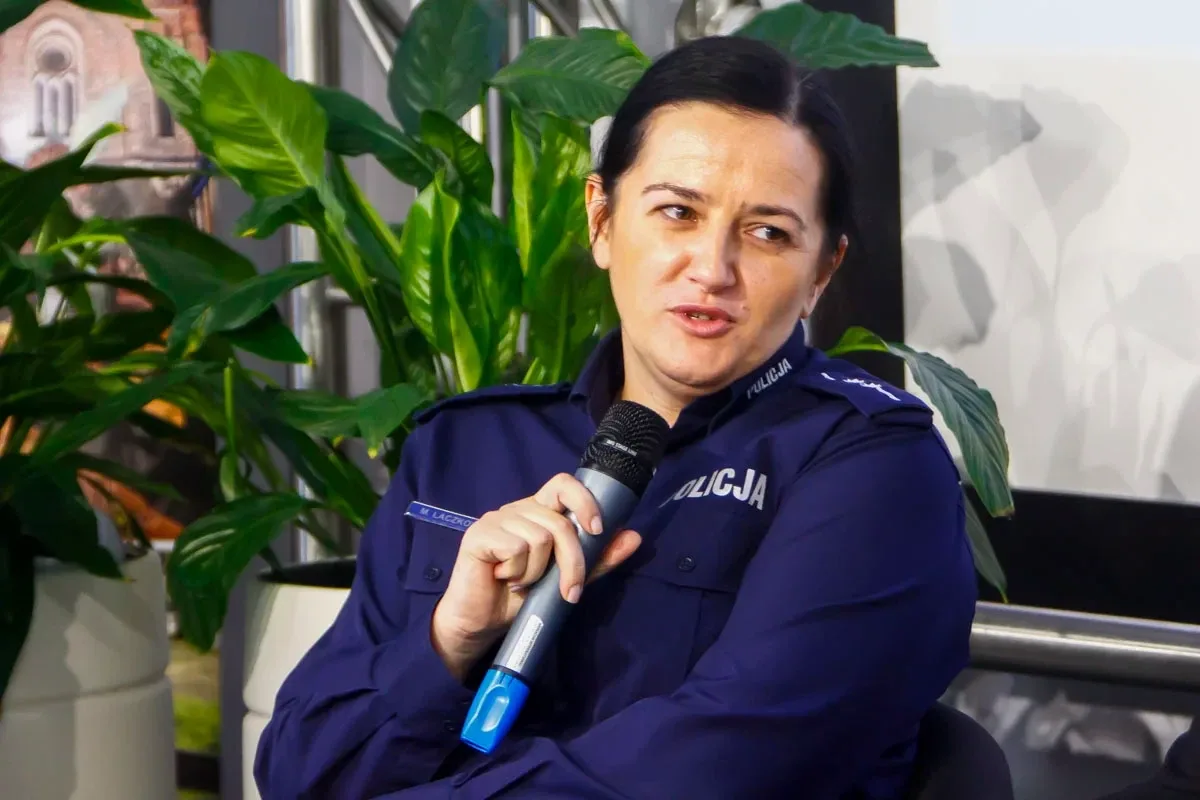 "Odpowiedzialni społecznie". Wykłady, panel dyskusyjny i wystawa prac wychowanków (zdjęcia)