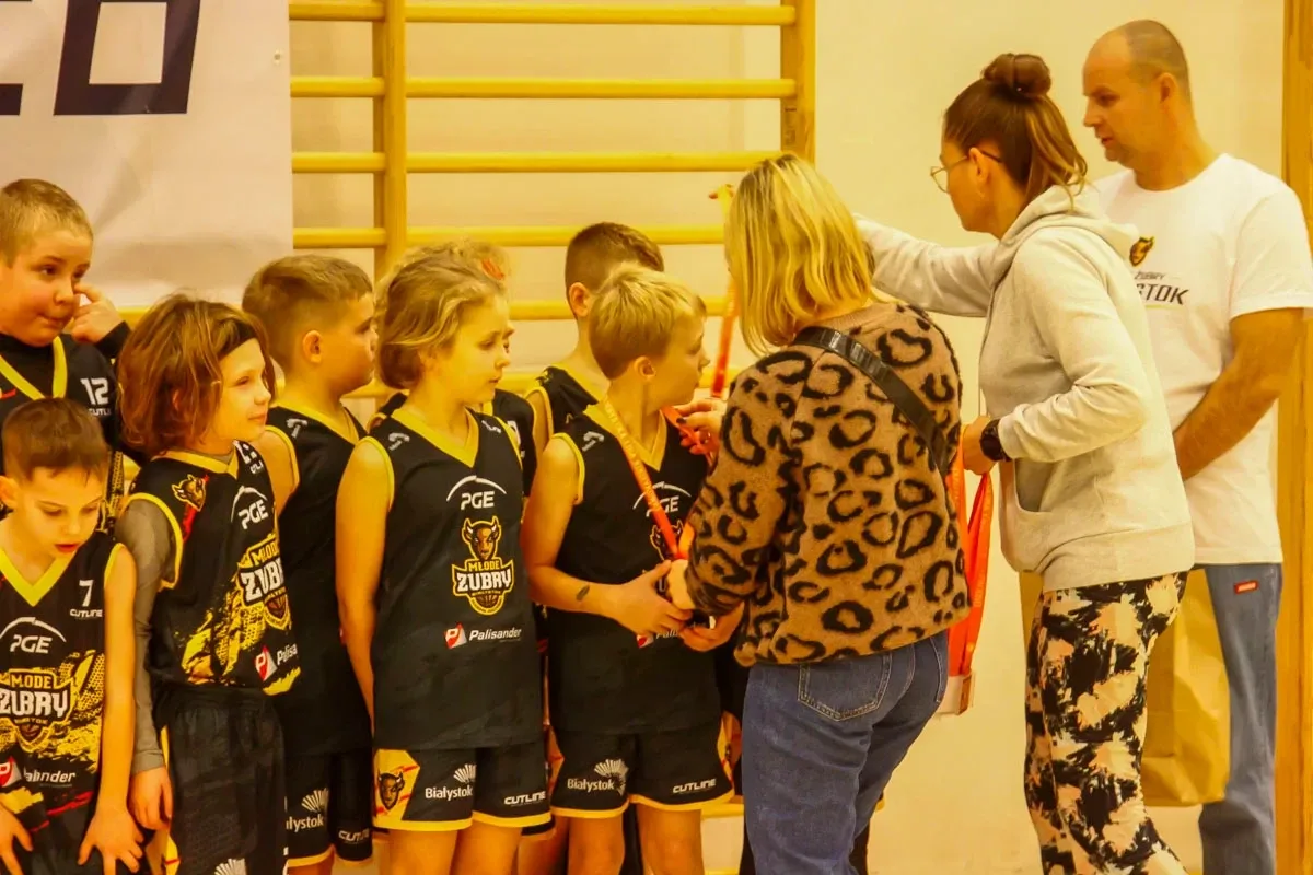 Młodzi koszykarze popisali się swoimi zdolnościami w ostatnią niedzielę (zdjęcia)