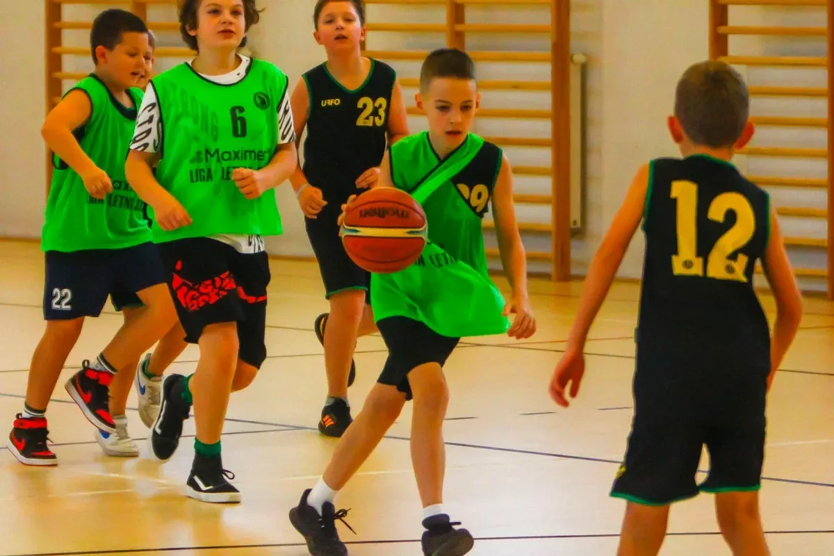 Młodzi koszykarze popisali się swoimi zdolnościami w ostatnią niedzielę (zdjęcia)