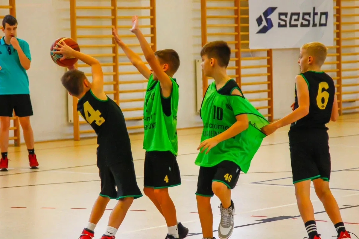 Młodzi koszykarze popisali się swoimi zdolnościami w ostatnią niedzielę (zdjęcia)