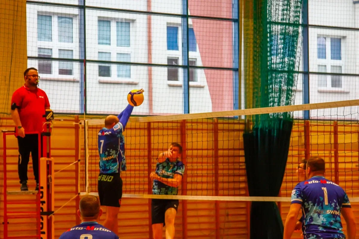 Siatkarze ponownie spotkali się w ramach 10. kolejki Ligi Siatkarzy Amatorów (zdjęcia)