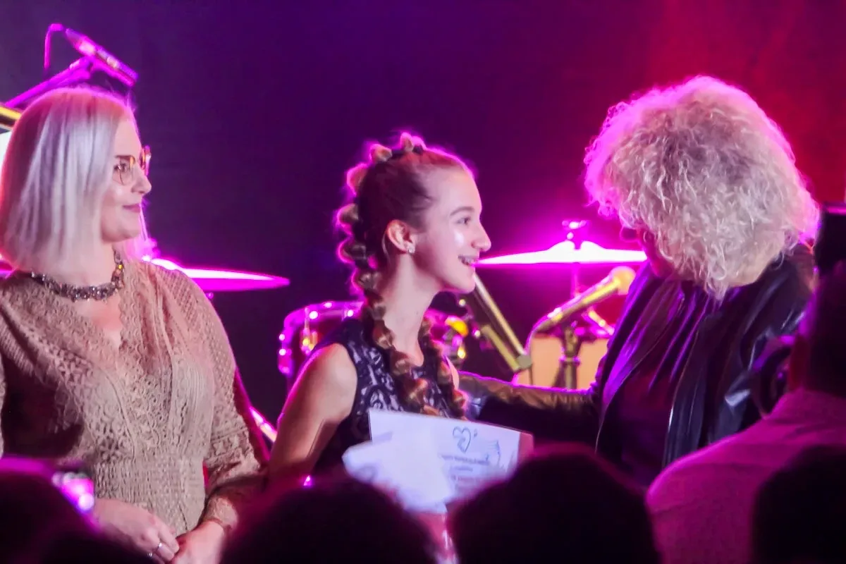 Pieśni patriotyczne wybrzmiały w sobotni wieczór w Zajeździe Cobra (zdjęcia)