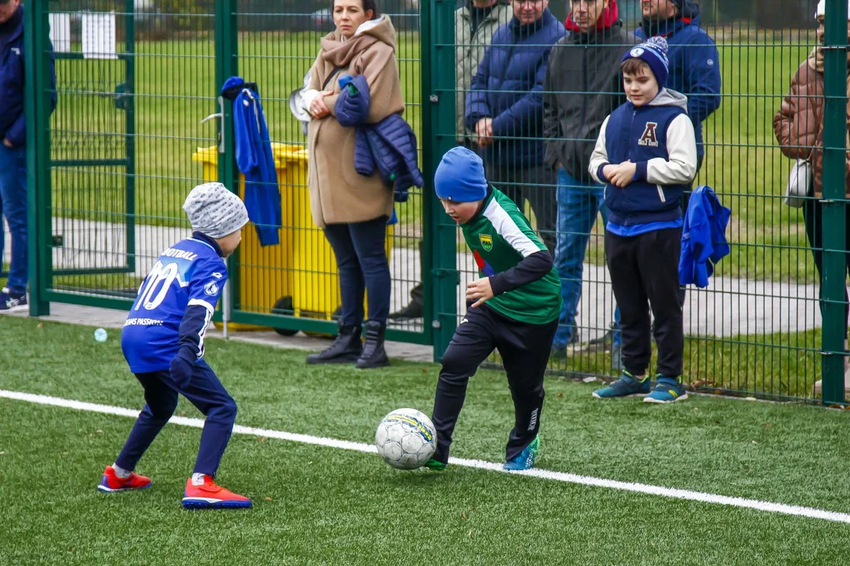 Domowe mecze ligowe młodych sportowców z rocznika 2016 (zdjęcia)