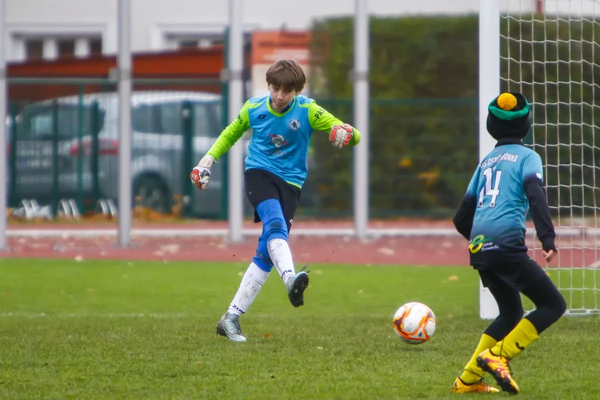 Rocznik 2011 FDP Ostrów Mazowiecka kończy ligę zwycięstwem (zdjęcia)