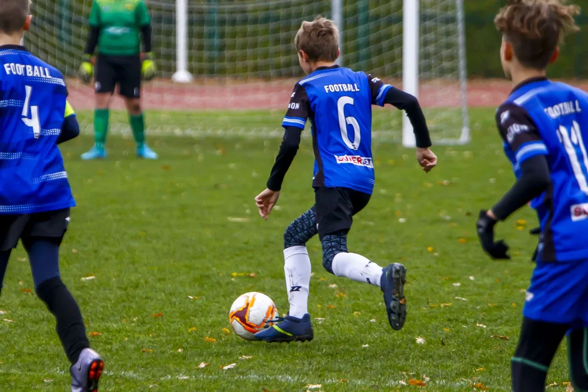 Rocznik 2011 FDP Ostrów Mazowiecka kończy ligę zwycięstwem (zdjęcia)