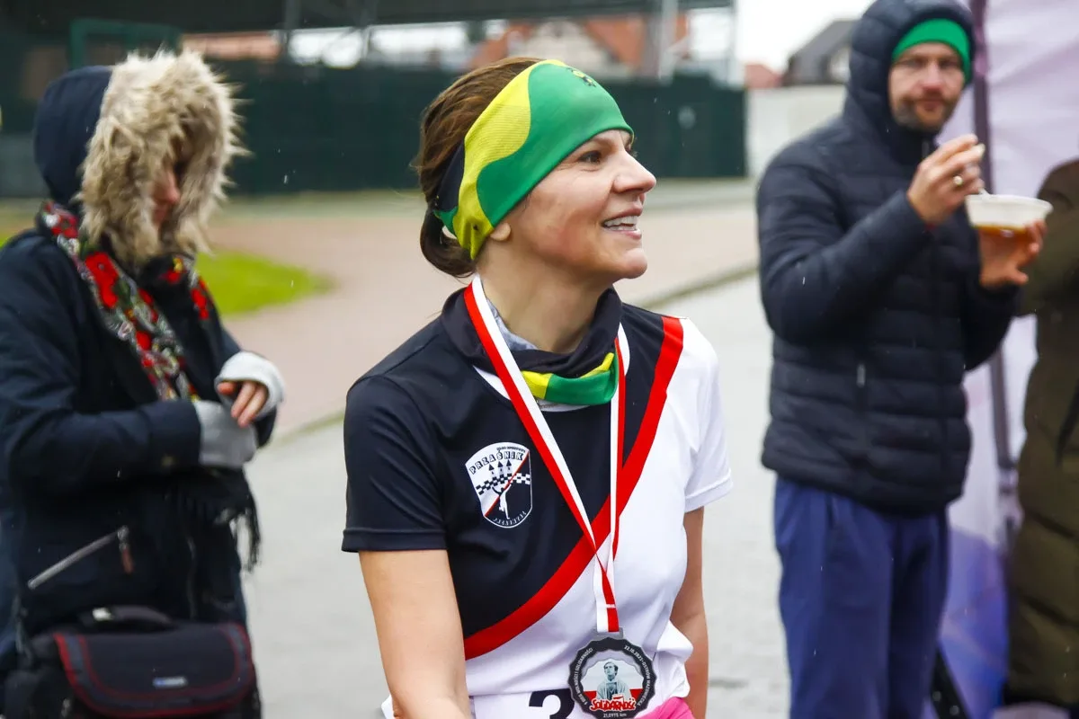 Deszczowa pogoda nie zatrzymała uczestników Półmaratonu Ostrowskiego (zdjęcia)