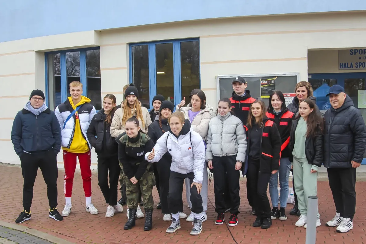 Deszczowa pogoda nie zatrzymała uczestników Półmaratonu Ostrowskiego (zdjęcia)
