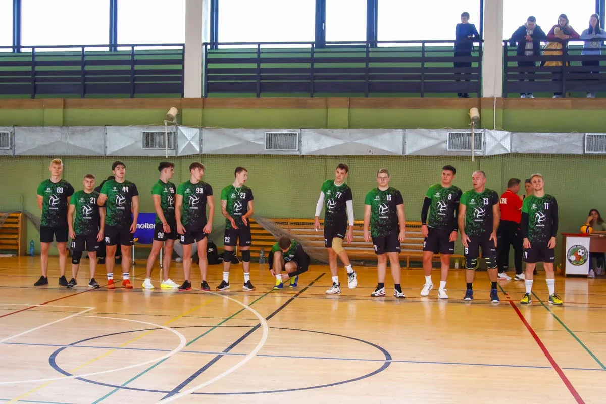 Rozgrywki 8. kolejki Siatkarskiej Ligi Amatorów (zdjęcia)