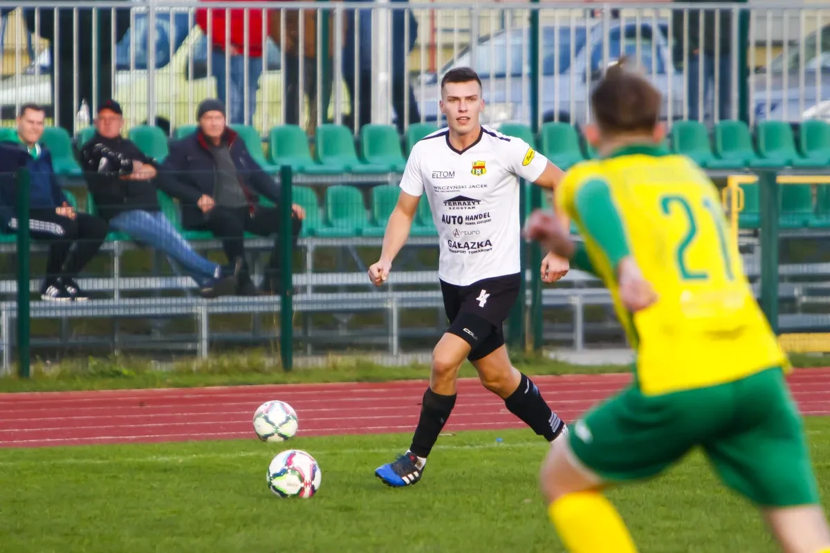 Wiernych kibiców nie zabrakło podczas zwycięskiego meczu KS Ostrovia (zdjęcia)