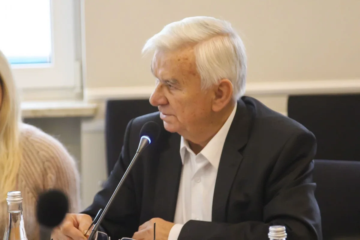 LXVI Sesja Rady Powiatu w Ostrowi Mazowieckiej (zdjęcia)