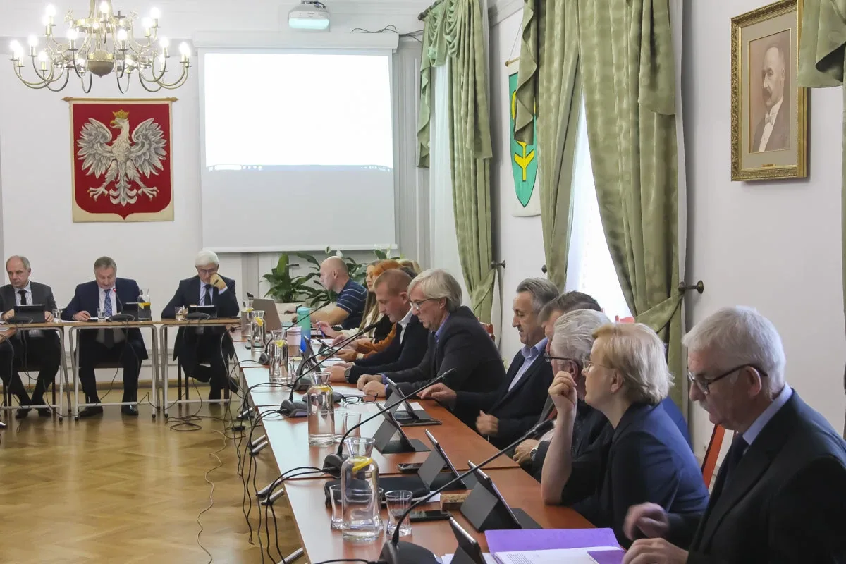 LII sesja Rady Miasta Ostrów Mazowiecka (zdjęcia)