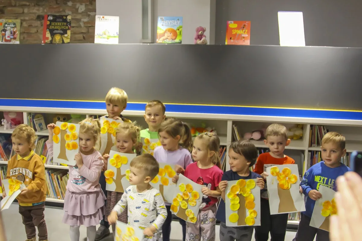 Powitanie jesieni z Sówką Ostrówką (zdjęcia)