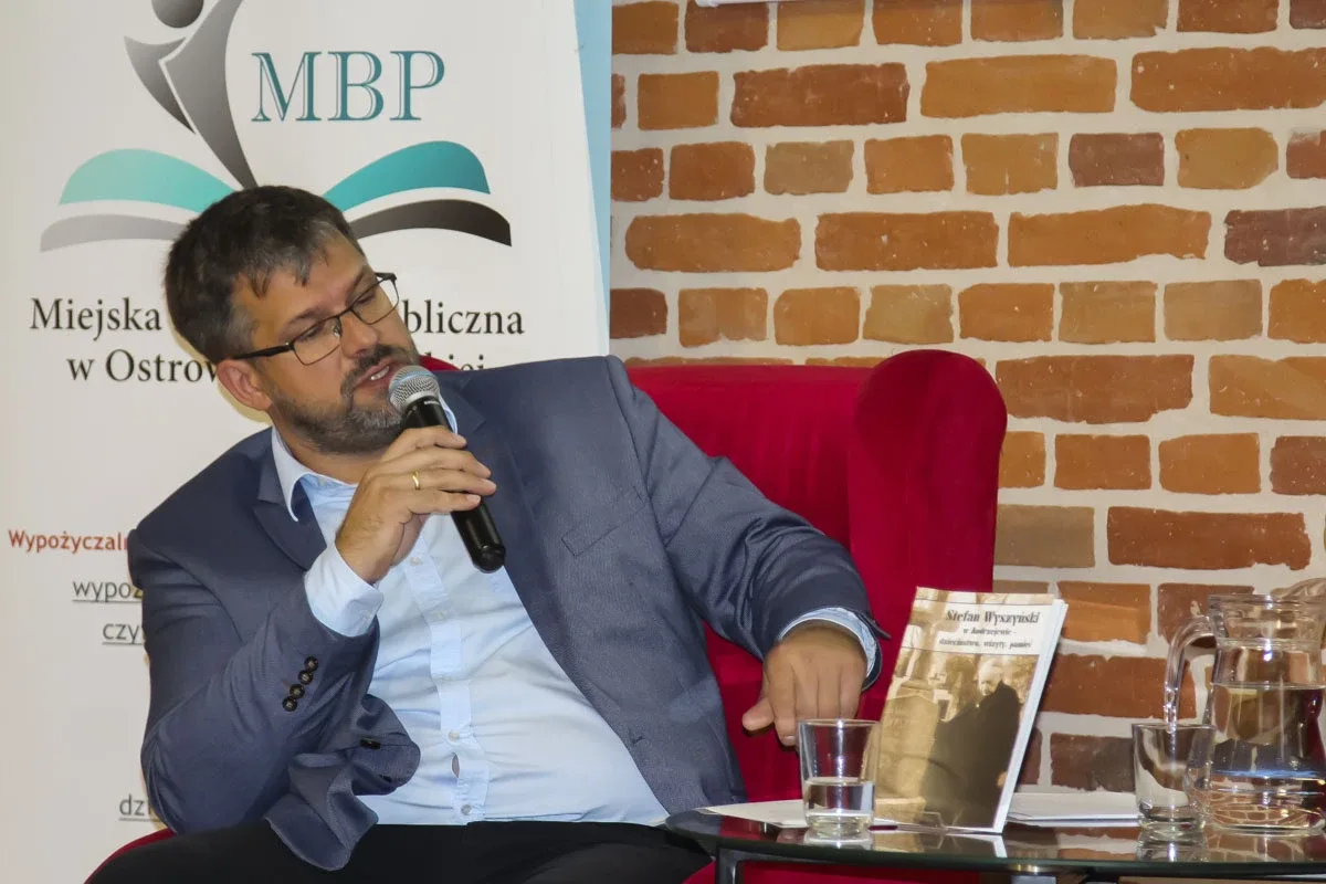 Kolejne Ostrowskie Opowieści tym razem o lokalnej historii znanego duchownego (zdjęcia)