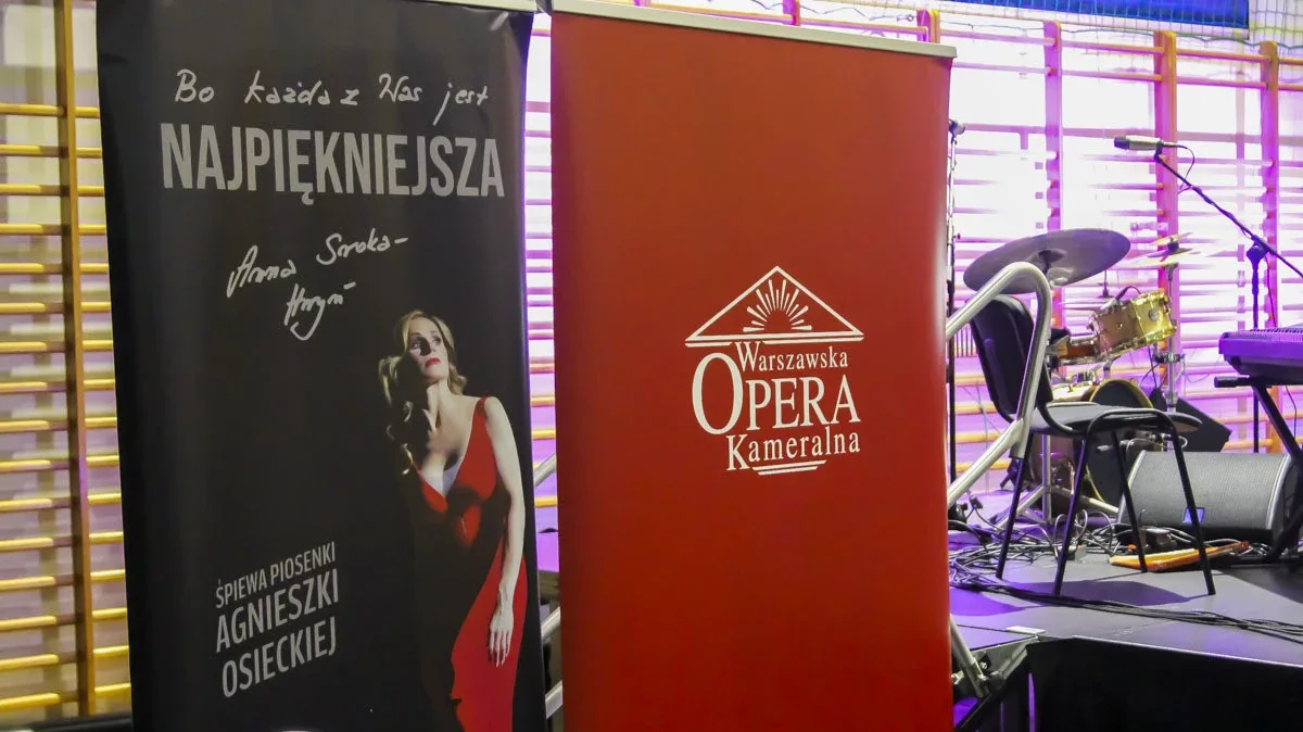 Piosenki Édith Piaf w wykonaniu Anny Sroki-Hryń z zespołem Nie Żal Mi (zdjęcia)