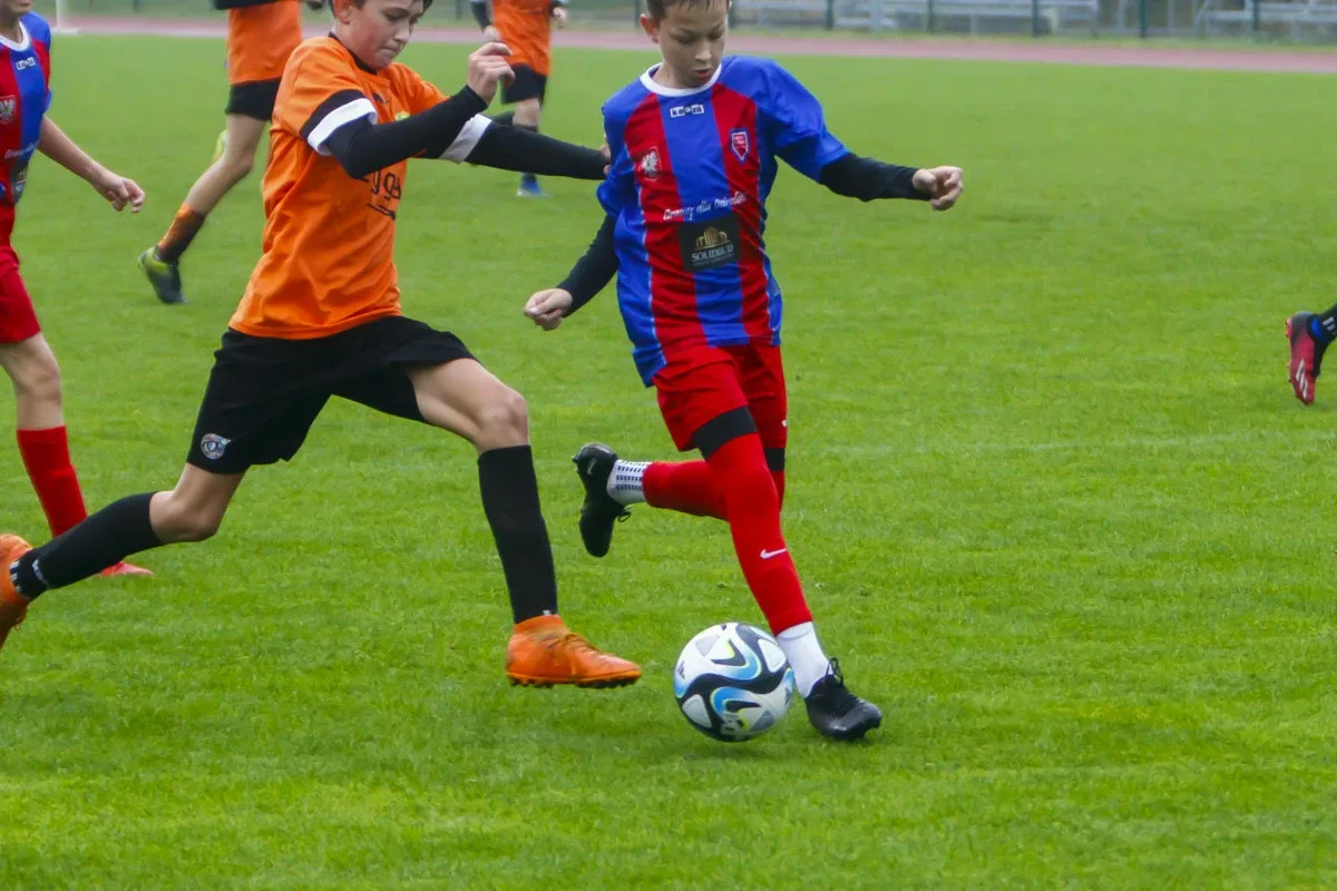 KS Ostrovia z rocznika 2010 wygrywa sobotni mecz! (zdjęcia)