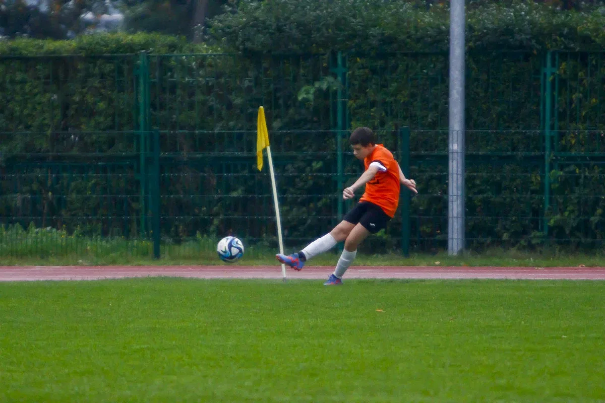 KS Ostrovia z rocznika 2010 wygrywa sobotni mecz! (zdjęcia)
