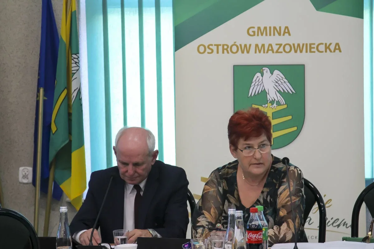 XLV Sesja Rady Gminy Ostrów Mazowiecka (zdjęcia)