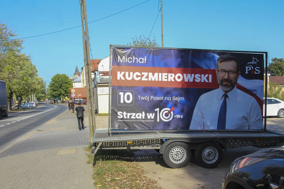 Kampania wyborcza w Ostrowi Mazowieckiej - tradycja spotyka nowoczesność (zdjęcia)