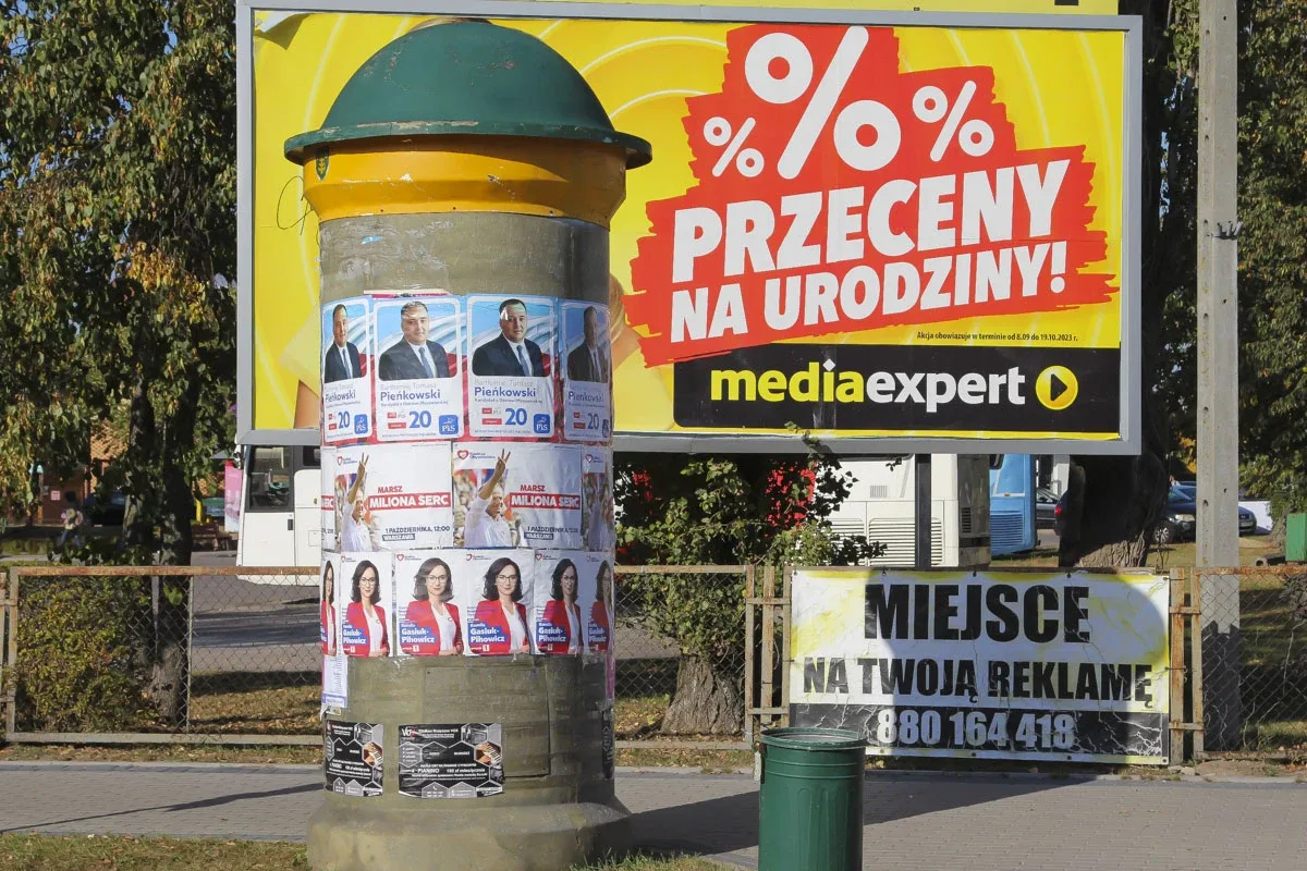 Kampania wyborcza w Ostrowi Mazowieckiej - tradycja spotyka nowoczesność (zdjęcia)