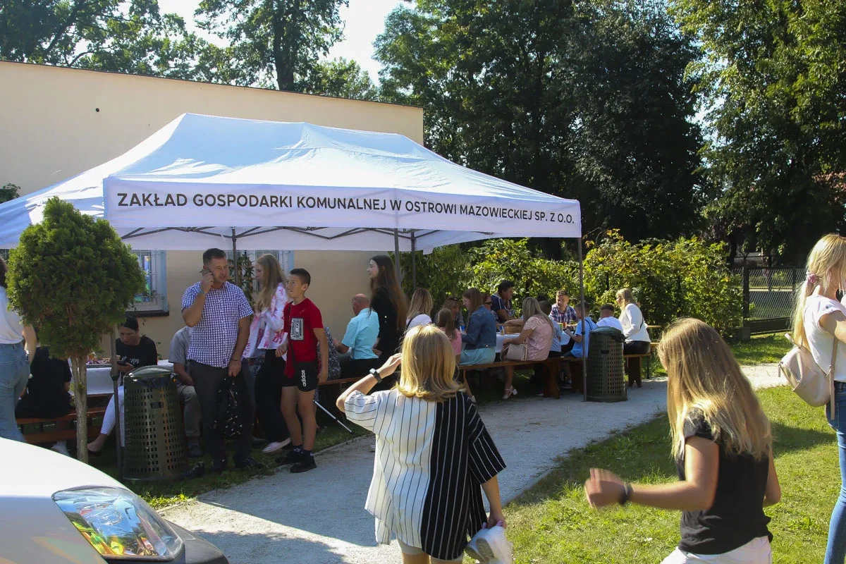 Parafialny Festyn Rodzinny w ogrodzie Parafii WNMP: Dzień pełen radości i wspólnoty (zdjęcia)