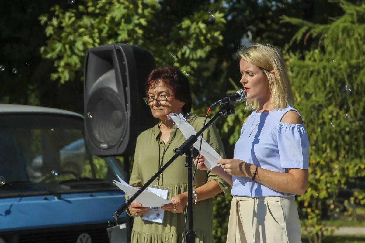Parafialny Festyn Rodzinny w ogrodzie Parafii WNMP: Dzień pełen radości i wspólnoty (zdjęcia)