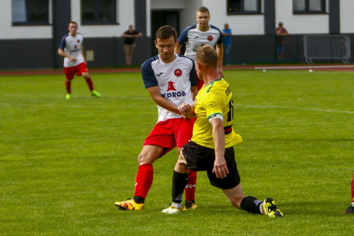 Mecz KS Ostrovia vs Wkra Radzanów (zdjęcia)