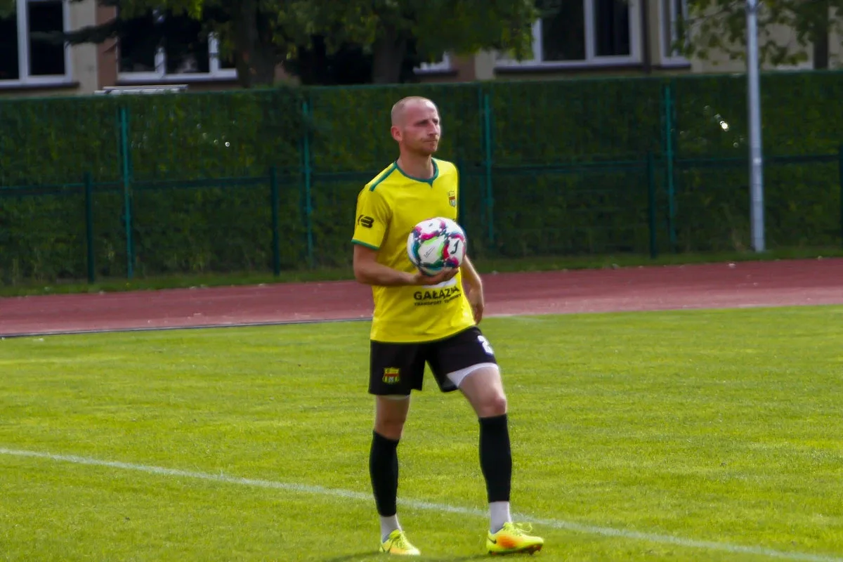 Mecz KS Ostrovia vs Wkra Radzanów (zdjęcia)