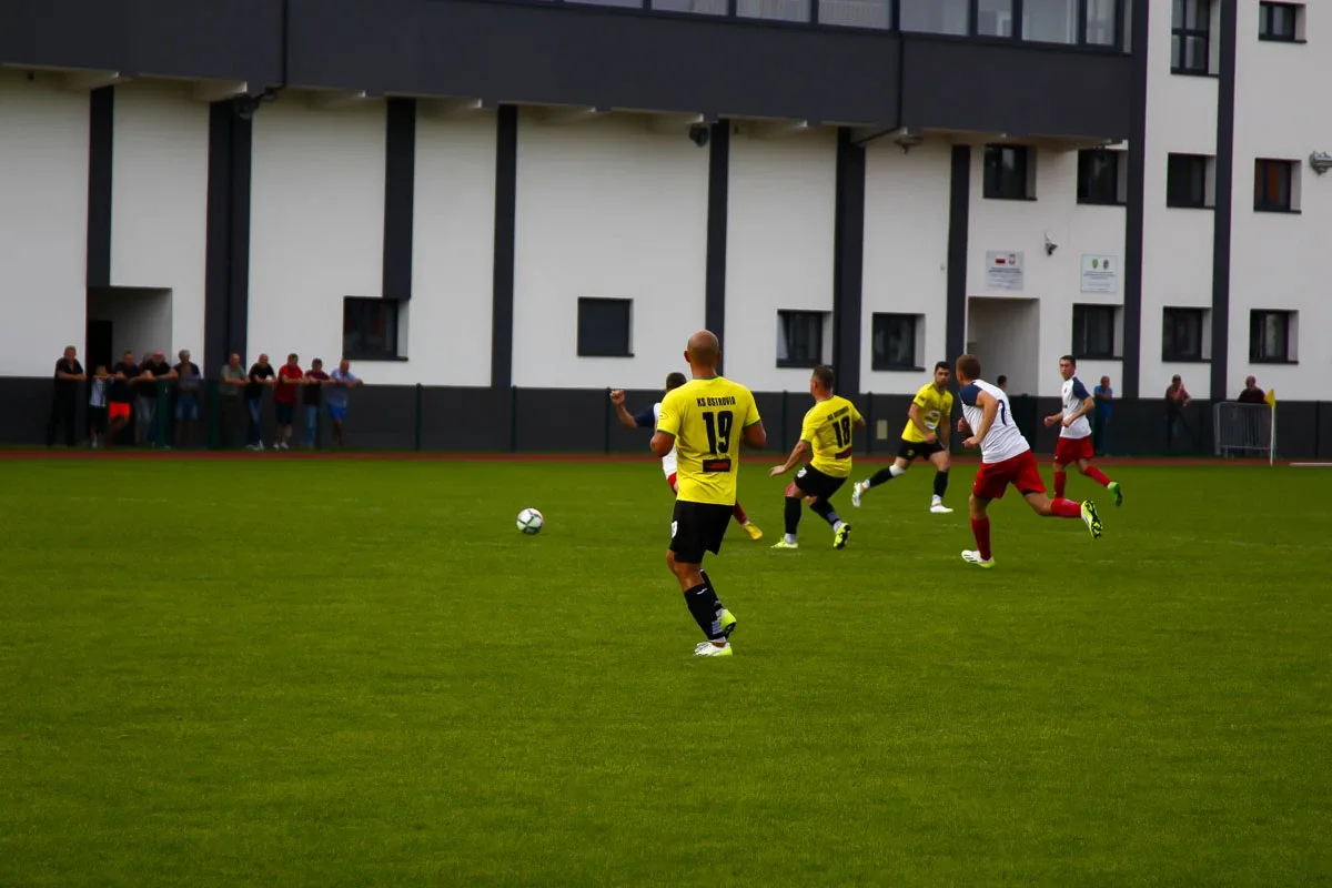 Mecz KS Ostrovia vs Wkra Radzanów (zdjęcia)