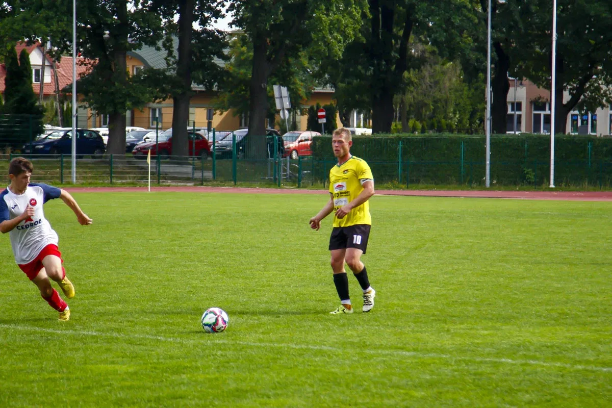 Mecz KS Ostrovia vs Wkra Radzanów (zdjęcia)