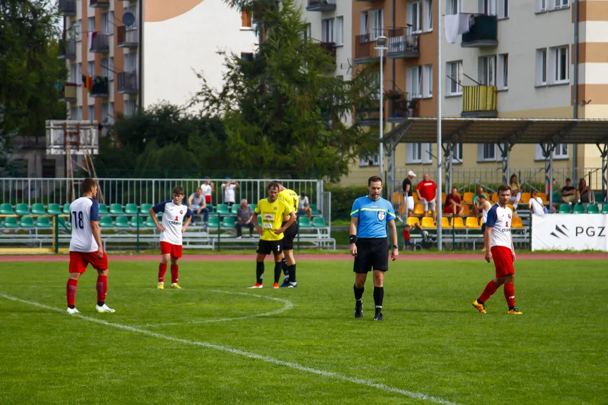Mecz KS Ostrovia vs Wkra Radzanów (zdjęcia)