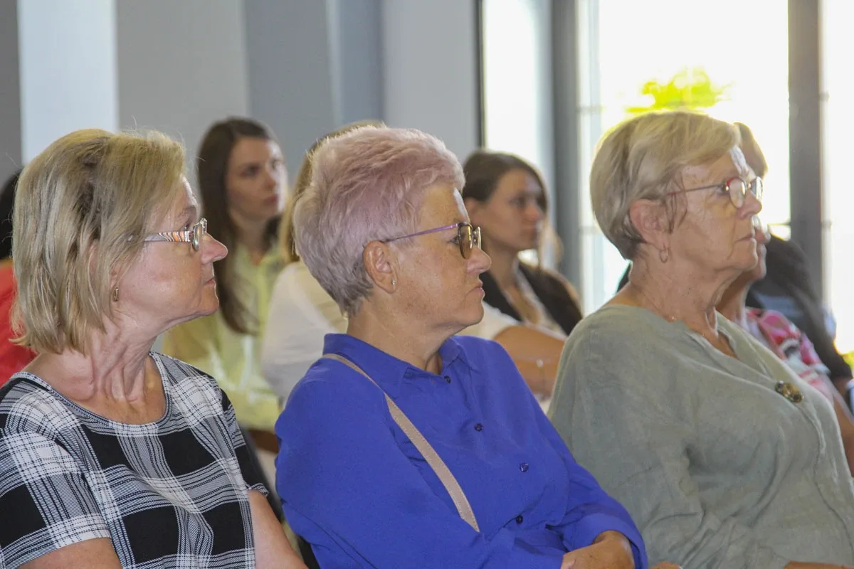 Od Siedzenia do wstawania: porady ruchowe dla seniorów od Mistrza Kubackiego (zdjęcia, wideo) 