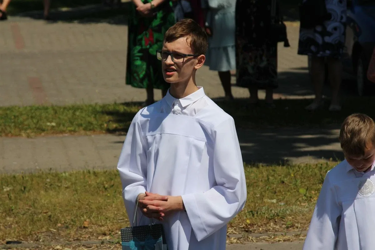 Wspólnota wiary na ulicach - Boże Ciało z parafią pw. Wniebowzięcia NMP w Ostrowi Mazowieckiej (zdjęcia)