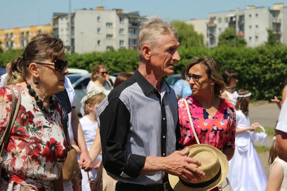 Wspólnota wiary na ulicach - Boże Ciało z parafią pw. Wniebowzięcia NMP w Ostrowi Mazowieckiej (zdjęcia)