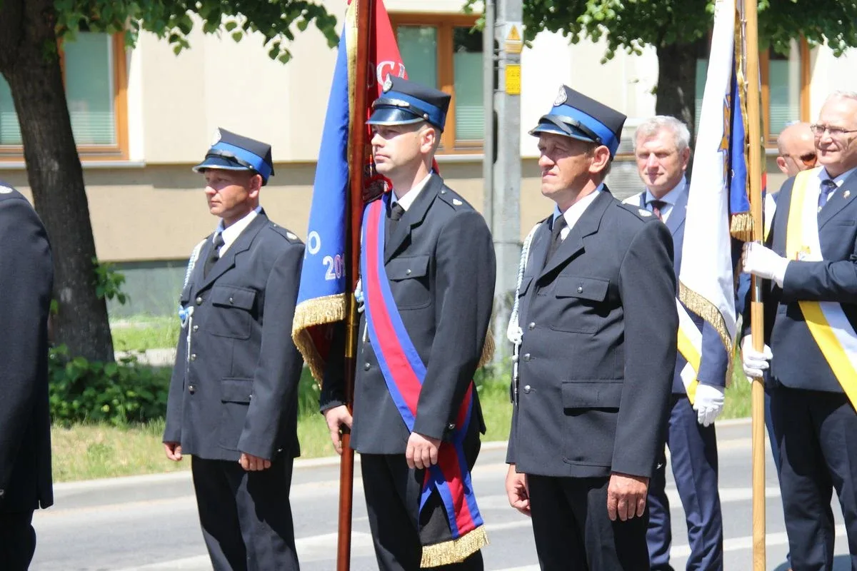 Wspólnota wiary na ulicach - Boże Ciało z parafią pw. Wniebowzięcia NMP w Ostrowi Mazowieckiej (zdjęcia)