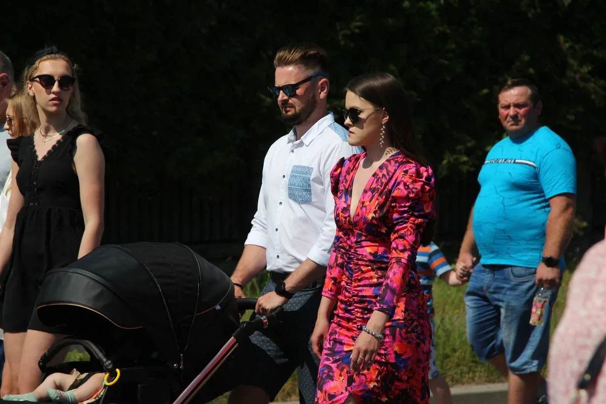 Z parafią pw. Opatrzności Bożej przez ulice Ostrowi Mazowieckiej. Uroczysta procesja Bożego Ciała (zdjęcia)