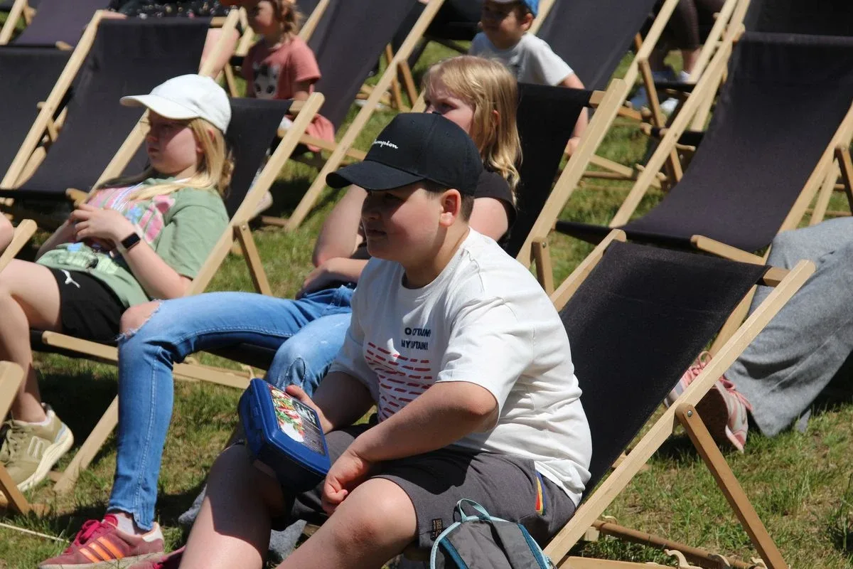 Kino pod chmurką i moc atrakcji - Dzień Dziecka z przytupem w Ostrowi Mazowieckiej (zdjęcia)
